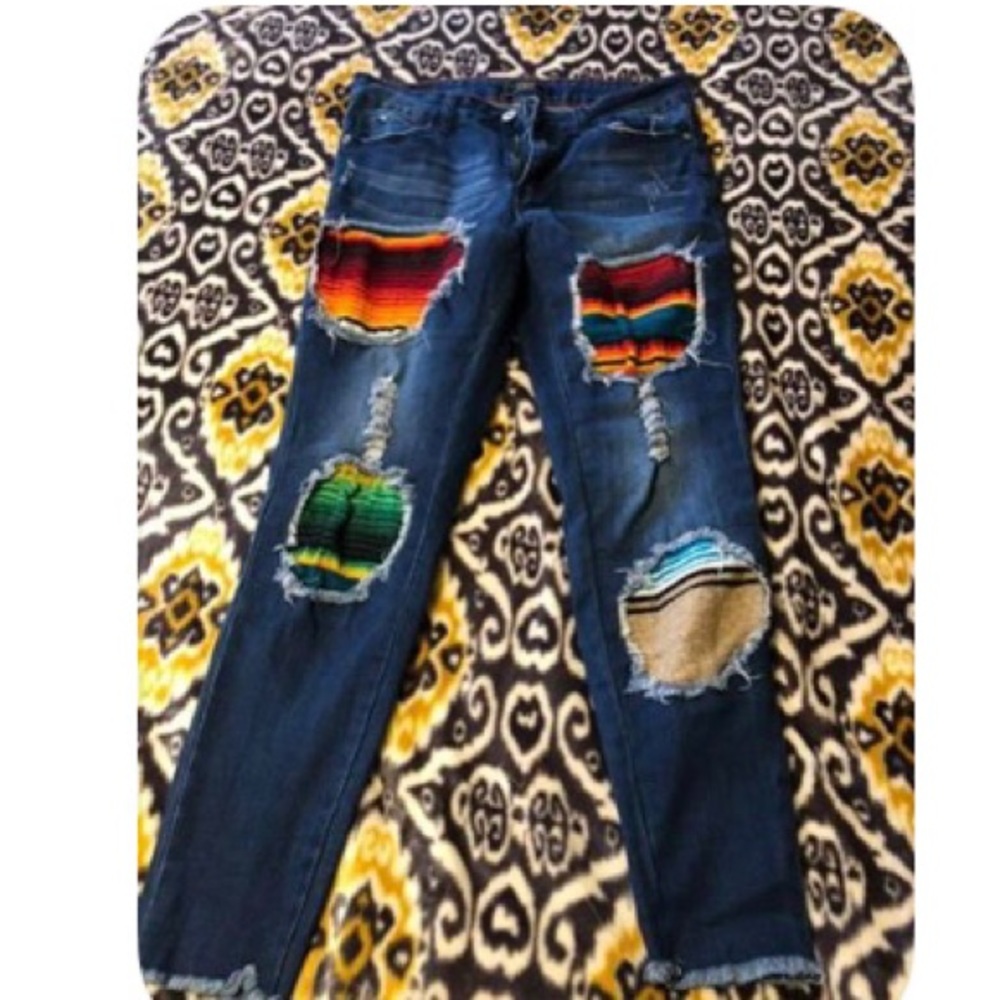 L&B Lucky & Blessed Serape Capri